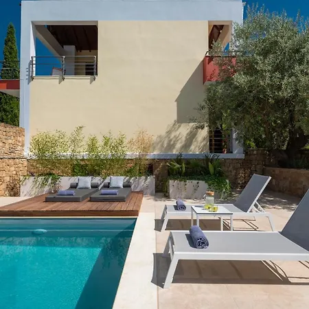 Holiday home Avista