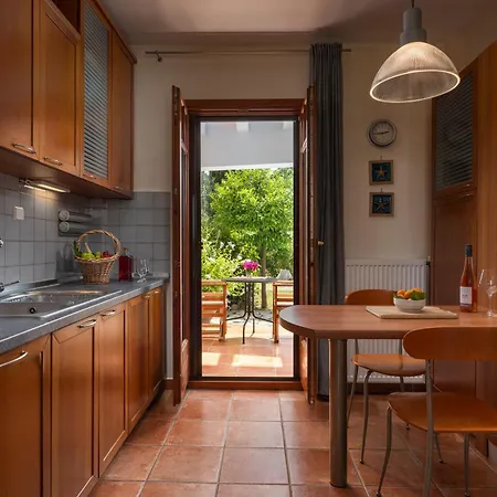 Holiday home Avista