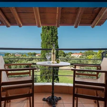 بيت للعطل Avista *